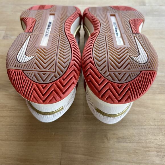 Nike Women's 9 GP Challenge 1 PRM Hard Court Tennis Shoes (FQ3164-103) Gold Rust - Picture 11 of 11